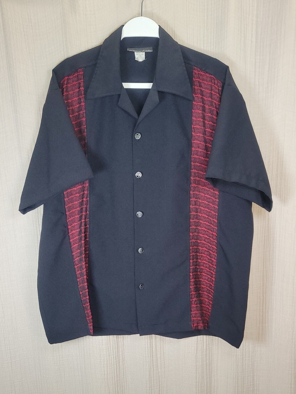 Vintage 90s Johnny Suede Black Short Sleeve Button-Up Shirt Red Textured Panels